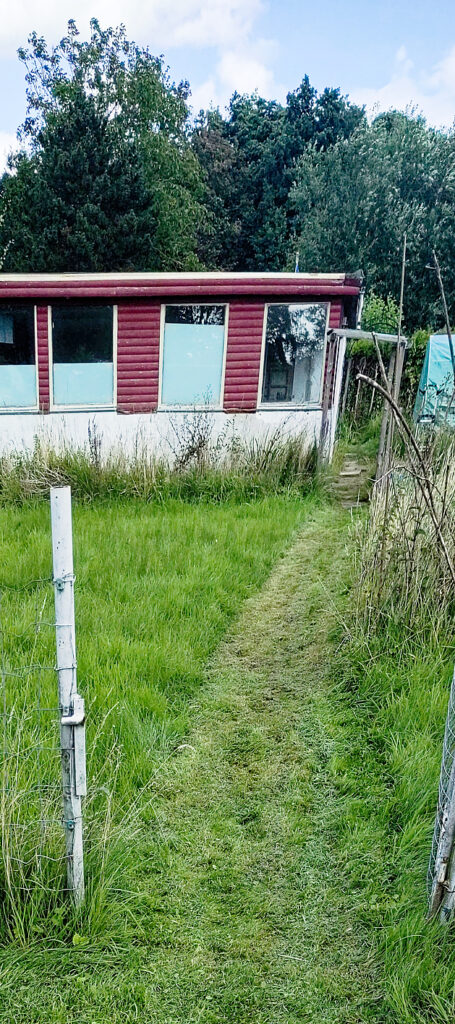Eine der beiden Zuwegungen